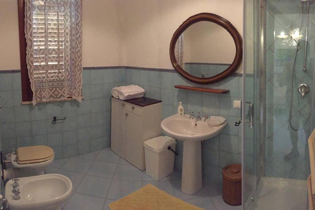 Il Rifugio Del Viandante Apartment Фавиняна Екстериор снимка